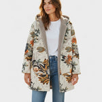 Elena – Boho sherpa kabát s kapucí a květinovým vzorem
