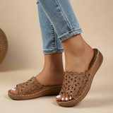 Anna-Gabriele – Ergonomické sandály, barva: hnědá