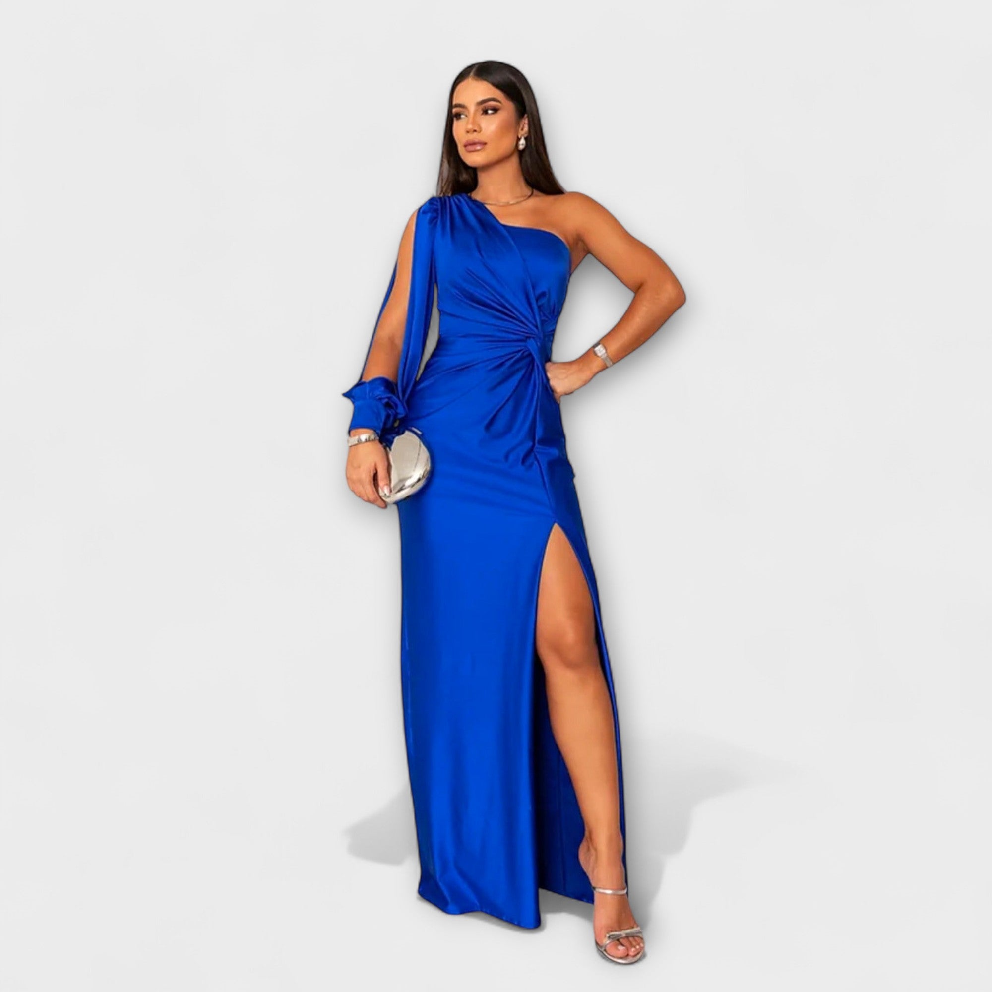 Julie - Elegantní šaty s rafinovaností